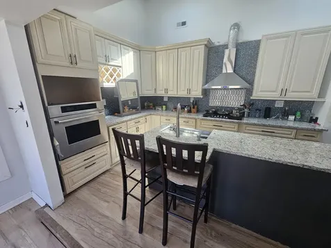2135 Elm Avenue Hanover Park IL 60133