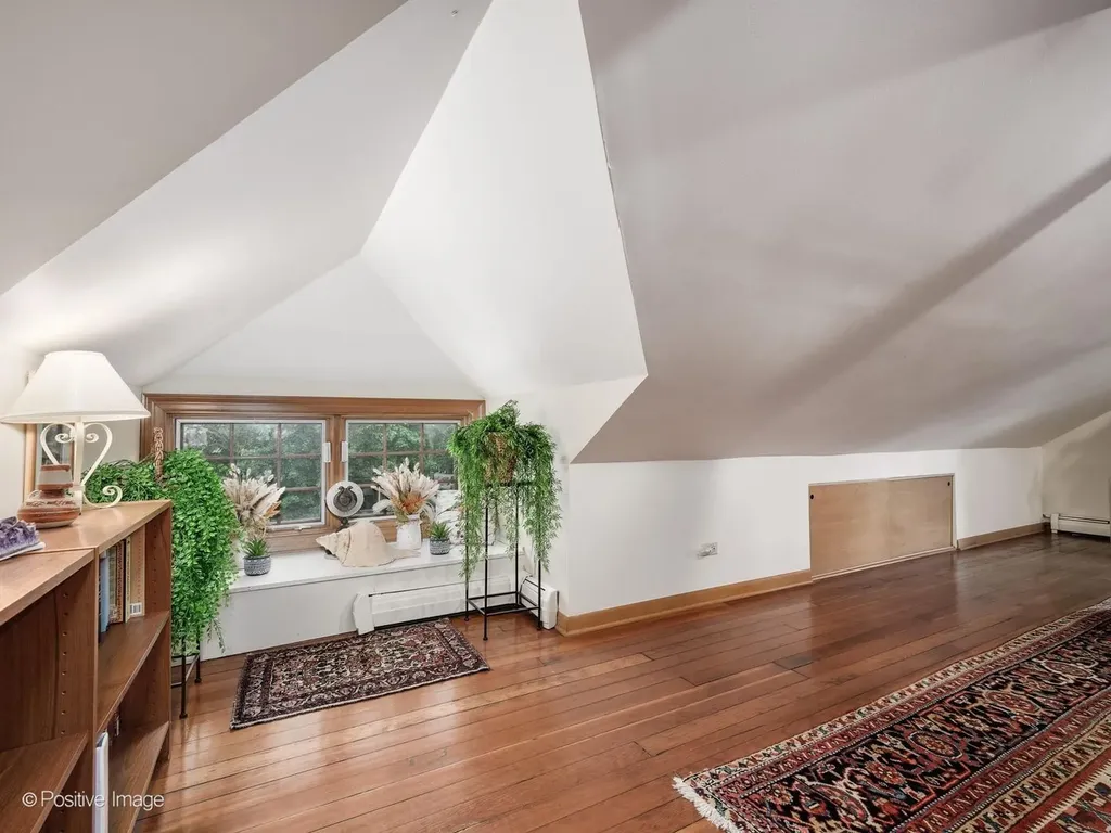 2500 West Farwell Avenue Chicago IL 60645