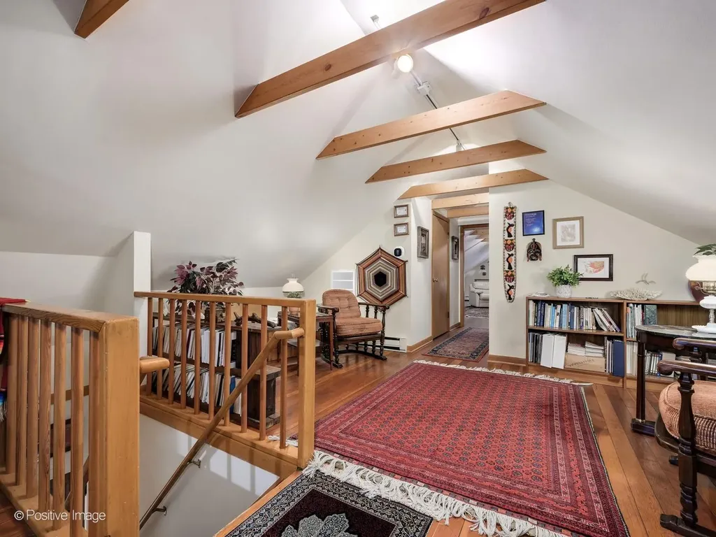 2500 West Farwell Avenue Chicago IL 60645