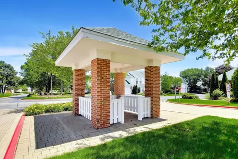 107 Welwyn Street Lake Bluff IL 60044