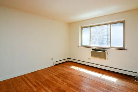 2629 North Hampden Court Chicago IL 60614