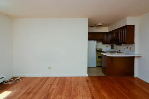2629 North Hampden Court Chicago IL 60614
