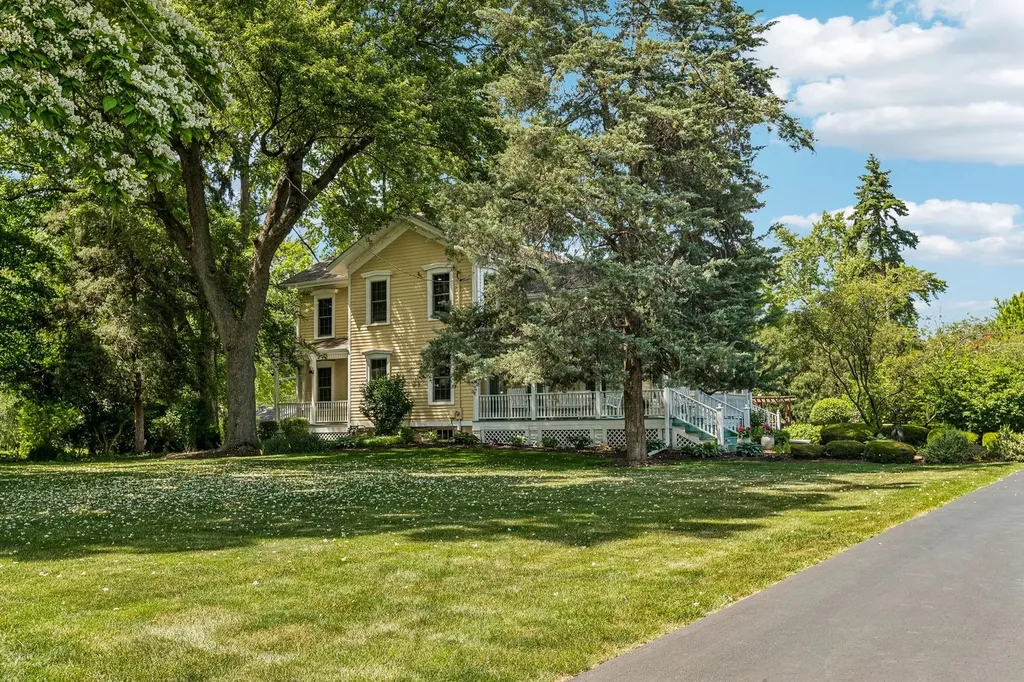 2071 Jericho Road Aurora IL 60506