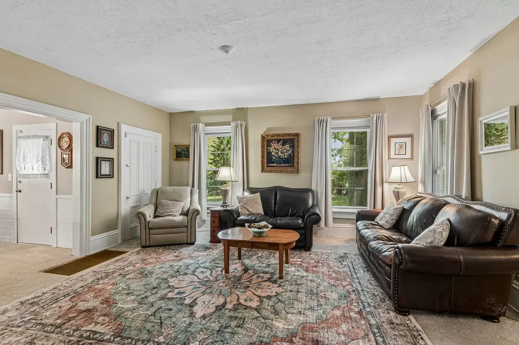 2071 Jericho Road Aurora IL 60506