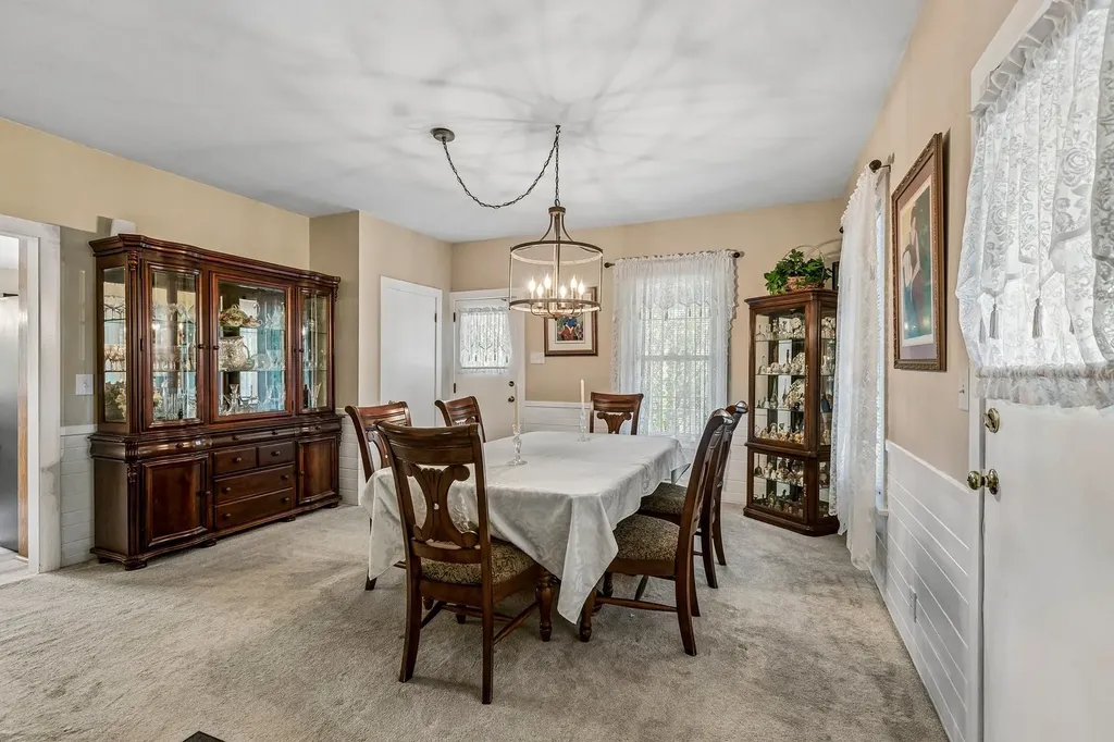 2071 Jericho Road Aurora IL 60506