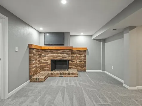 7922 Elm Avenue Machesney Park IL 61115