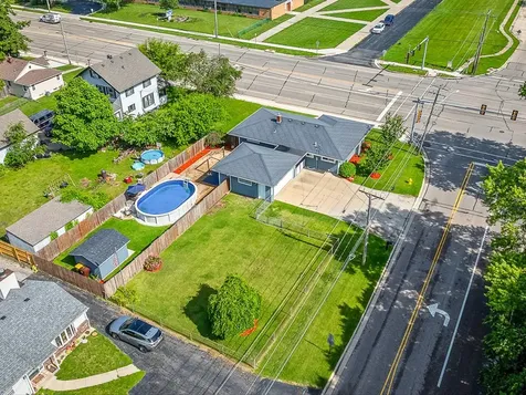 7922 Elm Avenue Machesney Park IL 61115