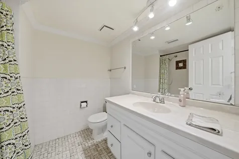 9535 South 54th Avenue Oak Lawn IL 60453