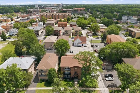 9535 South 54th Avenue Oak Lawn IL 60453