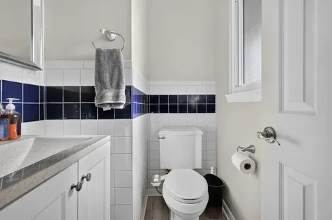 230 Fleetwood Lane Elk Grove Village IL 60007