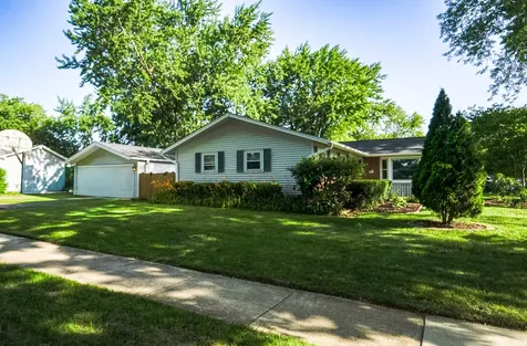 230 Fleetwood Lane Elk Grove Village IL 60007