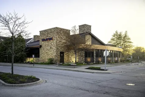 518 Yosemite Way Mundelein IL 60060