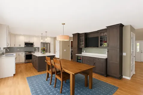 2198 Sutton Drive South Elgin IL 60177