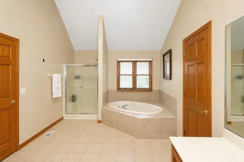 2198 Sutton Drive South Elgin IL 60177