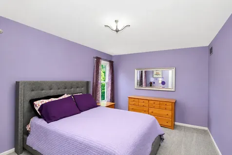2198 Sutton Drive South Elgin IL 60177