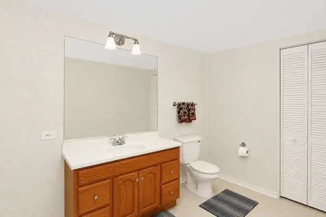 2198 Sutton Drive South Elgin IL 60177