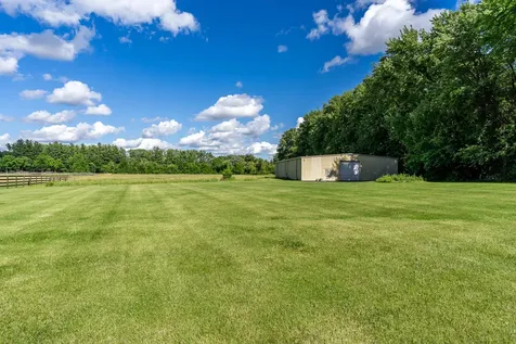 7889 Shaw Road Belvidere IL 61008