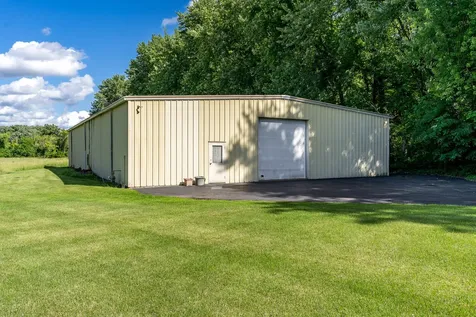 7889 Shaw Road Belvidere IL 61008
