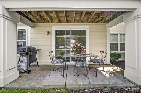 1394 Spencer Lane Batavia IL 60510