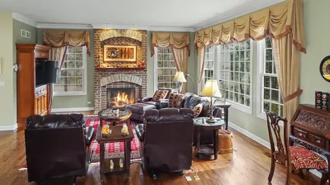 426 West Haley's Hill Court Palatine IL 60067