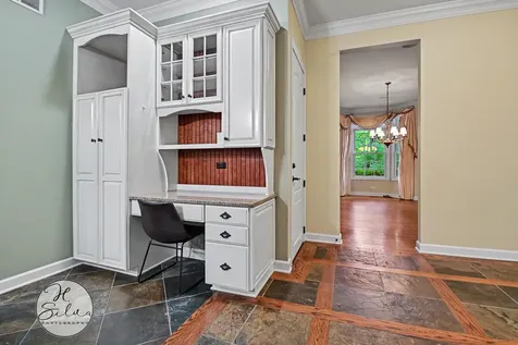 426 West Haley's Hill Court Palatine IL 60067