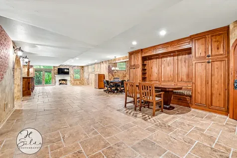 426 West Haley's Hill Court Palatine IL 60067