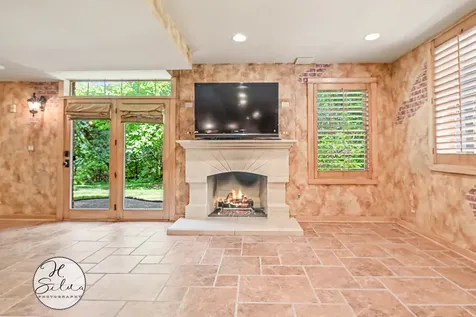 426 West Haley's Hill Court Palatine IL 60067