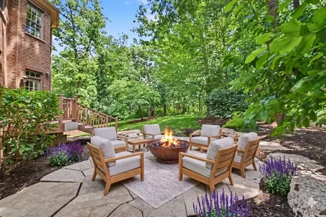 426 West Haley's Hill Court Palatine IL 60067
