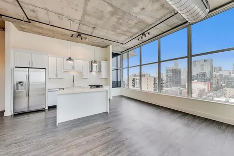 50 East 16th Street Chicago IL 60616