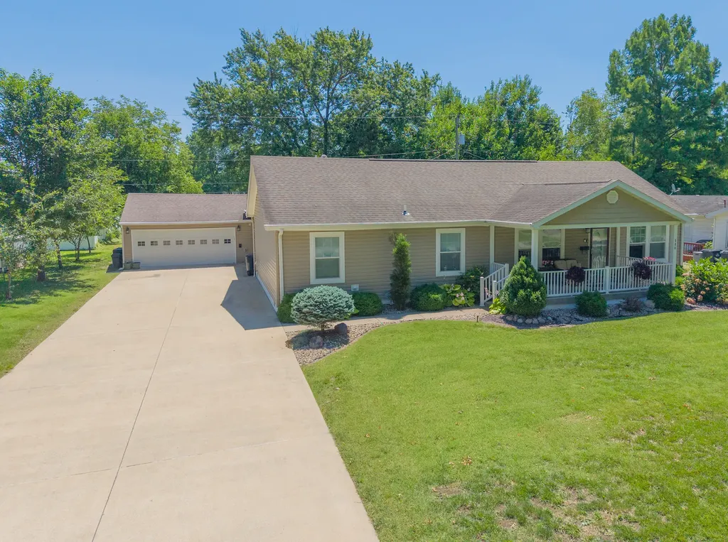 508 Indiana Avenue Salem IL 62881