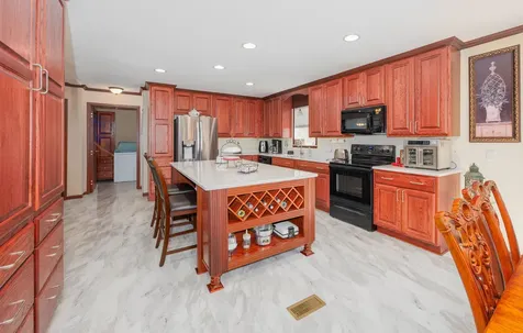 508 Indiana Avenue Salem IL 62881
