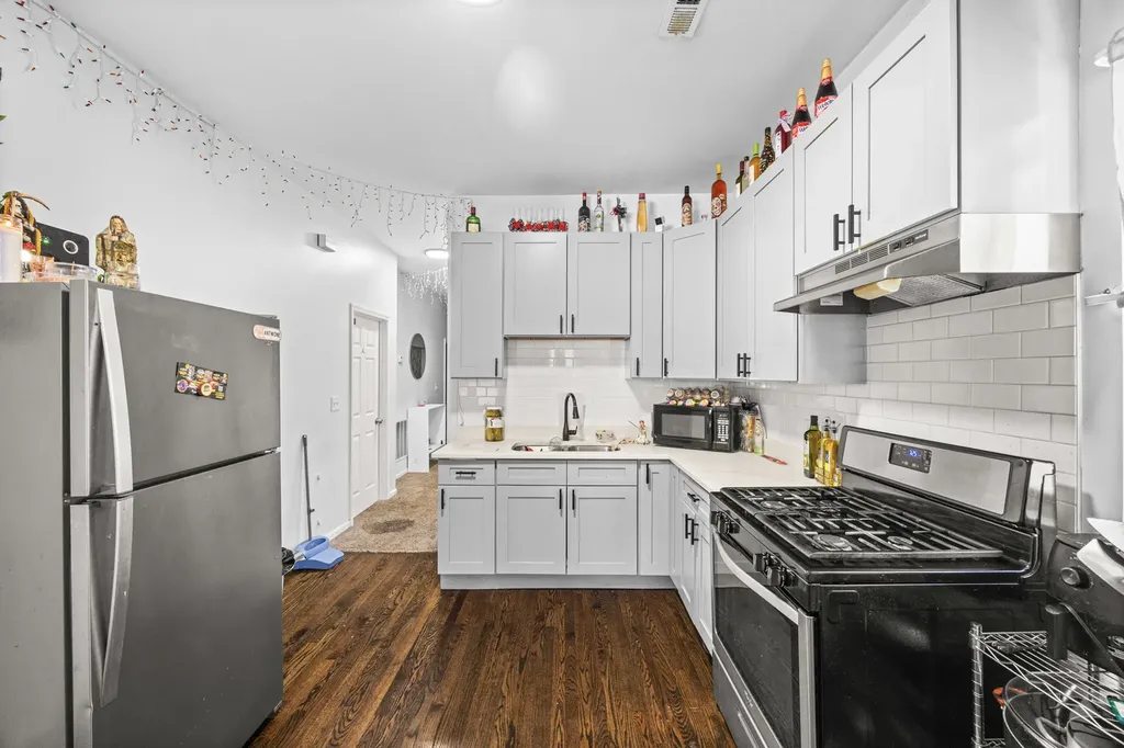4947 South Laflin Street Chicago IL 60609