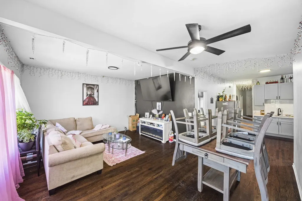 4947 South Laflin Street Chicago IL 60609