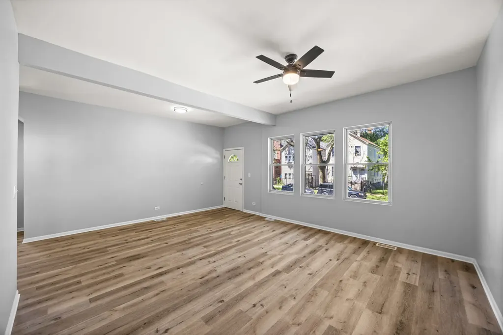 4947 South Laflin Street Chicago IL 60609