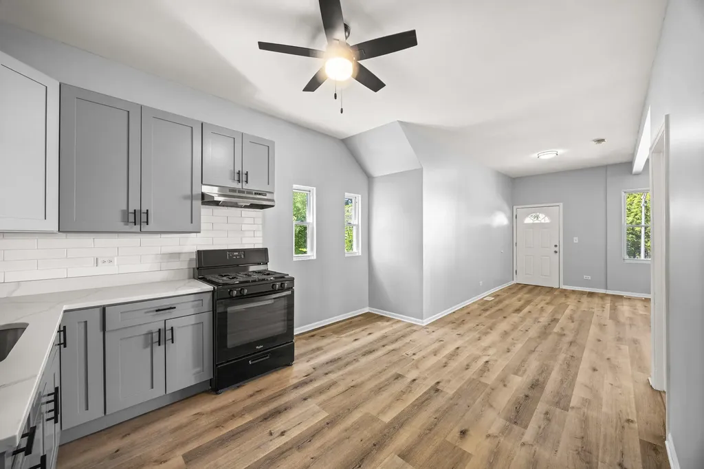 4947 South Laflin Street Chicago IL 60609