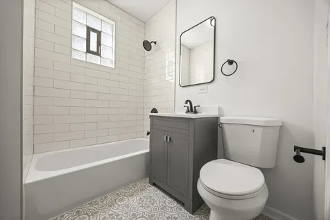 4947 South Laflin Street Chicago IL 60609