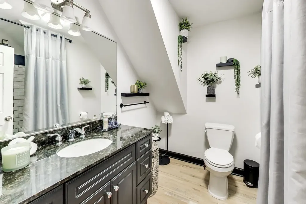 3000 North Hoyne Avenue Chicago IL 60618