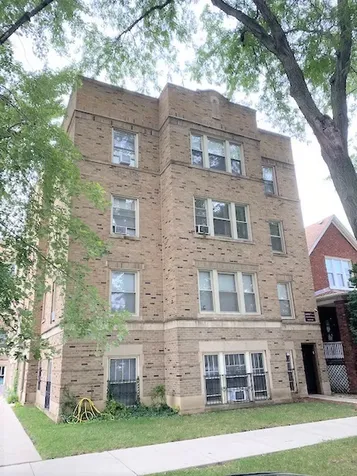5542 West Leland Avenue Chicago IL 60630