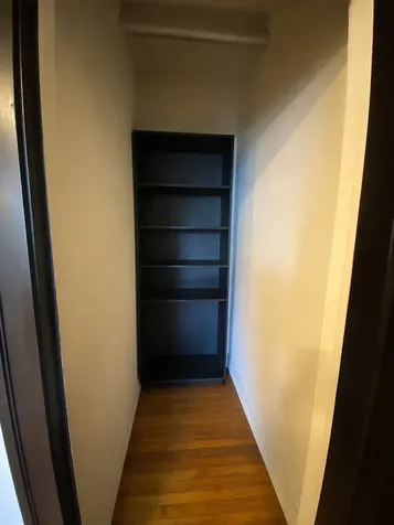 5542 West Leland Avenue Chicago IL 60630