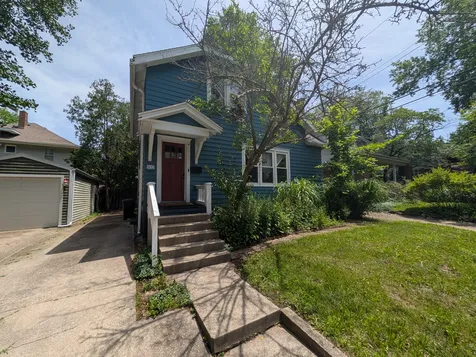 902 South Orchard Street Urbana IL 61801