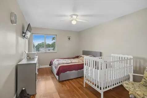940 Beau Drive Des Plaines IL 60016