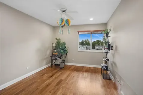 940 Beau Drive Des Plaines IL 60016