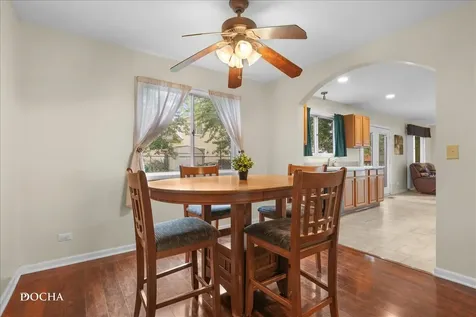 346 Thistle Drive Bolingbrook IL 60490