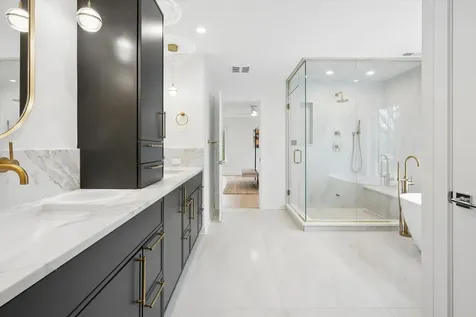 3031 Indianwood Road Wilmette IL 60091