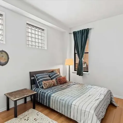 950 West Leland Avenue Chicago IL 60640