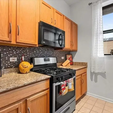 950 West Leland Avenue Chicago IL 60640