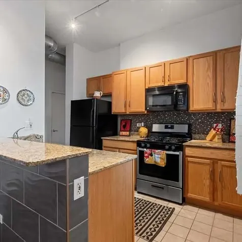 950 West Leland Avenue Chicago IL 60640