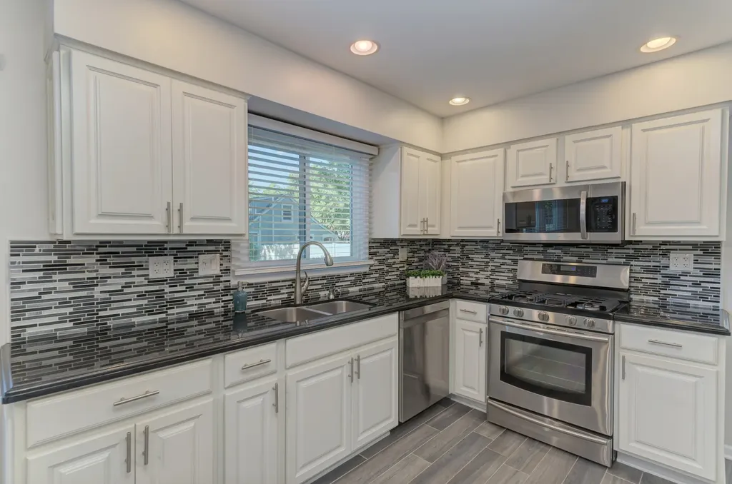 1249 Stonegate Road Naperville IL 60540