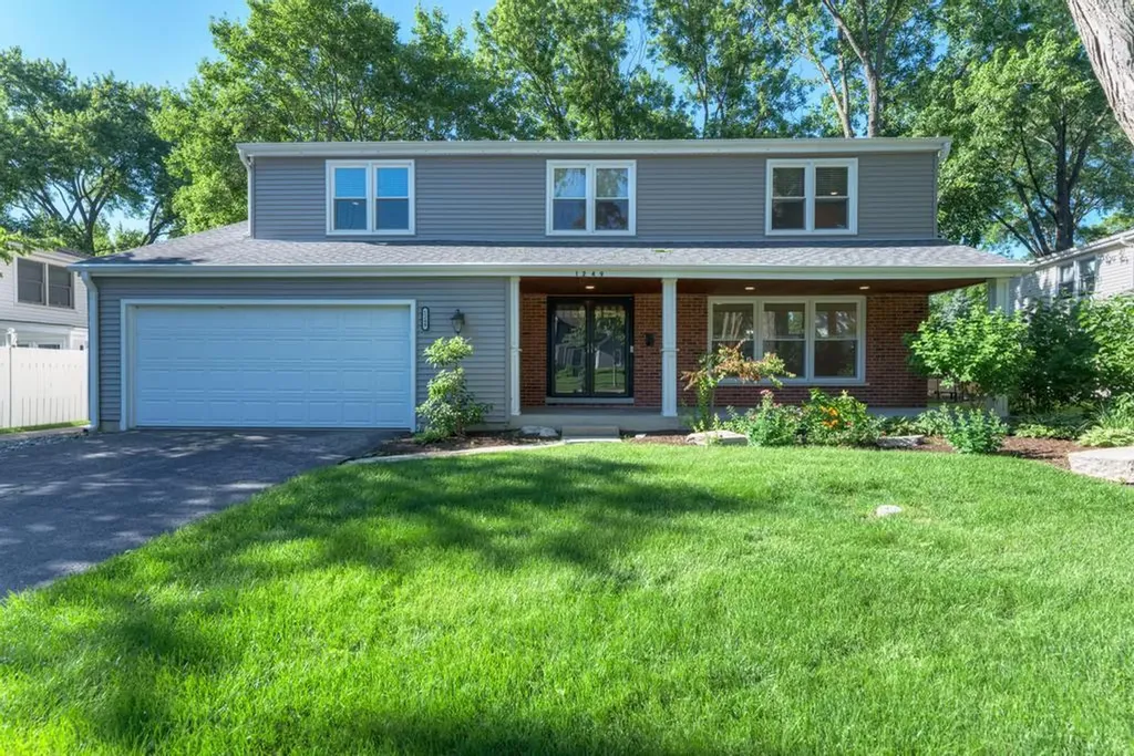 1249 Stonegate Road Naperville IL 60540