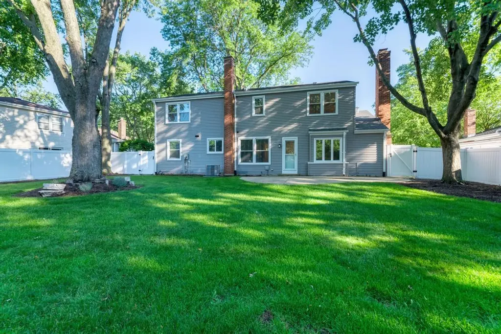 1249 Stonegate Road Naperville IL 60540